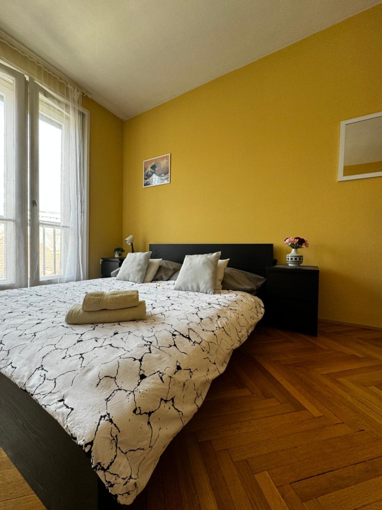 Extralarge Queen Room In The Heart Of Bratislava With Terrace المظهر الخارجي الصورة