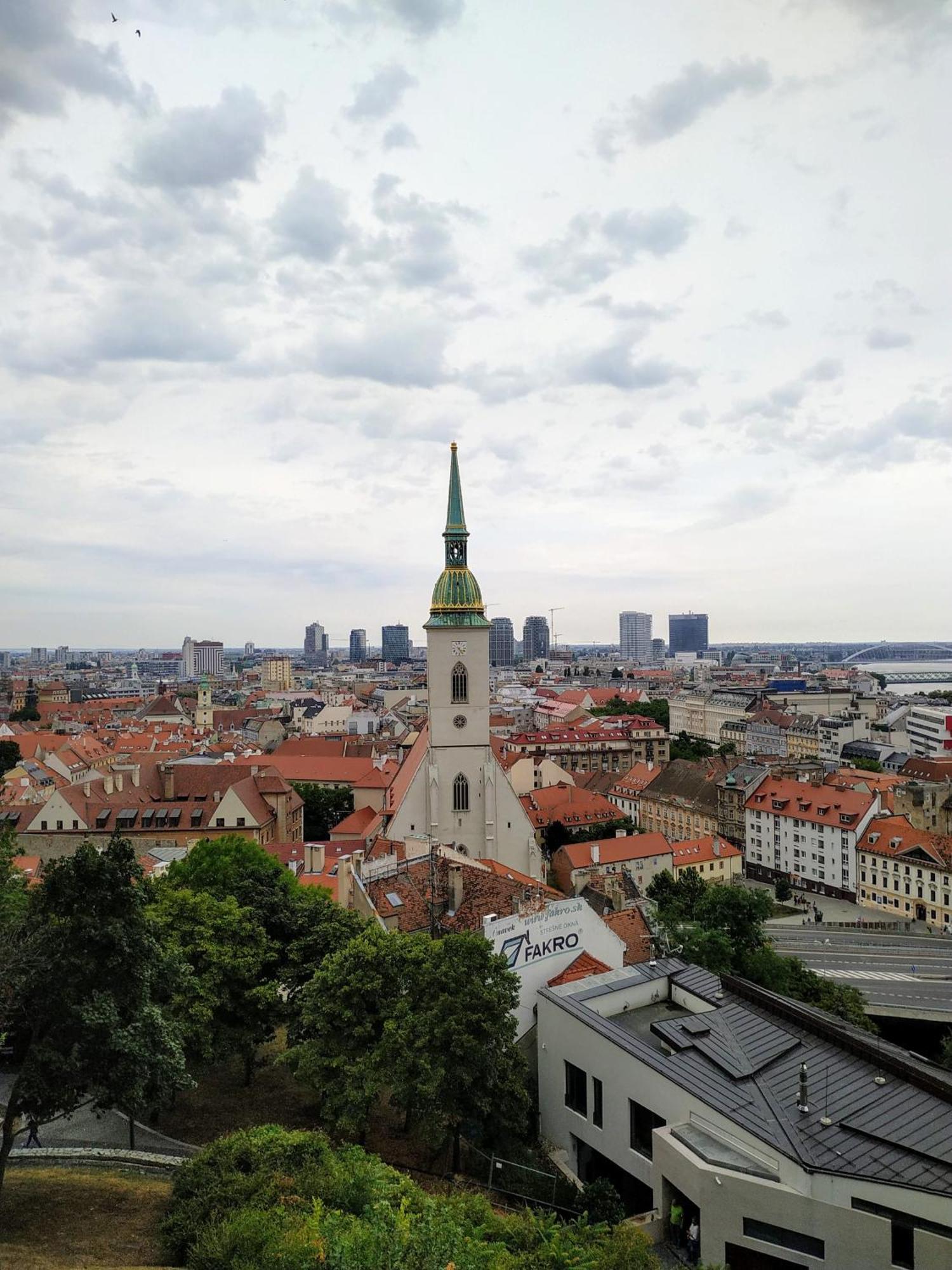 Extralarge Queen Room In The Heart Of Bratislava With Terrace المظهر الخارجي الصورة