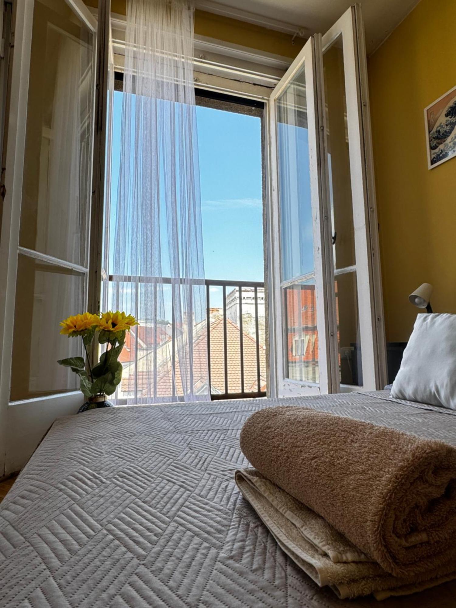 Extralarge Queen Room In The Heart Of Bratislava With Terrace المظهر الخارجي الصورة