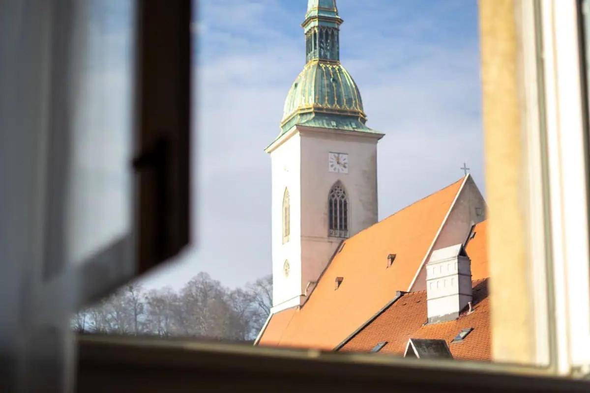 Extralarge Queen Room In The Heart Of Bratislava With Terrace المظهر الخارجي الصورة